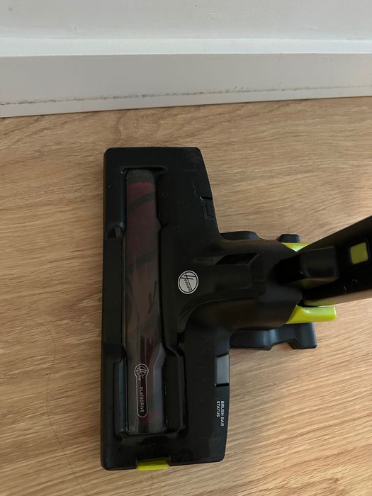 Aspirador vertical Hoover sem fios