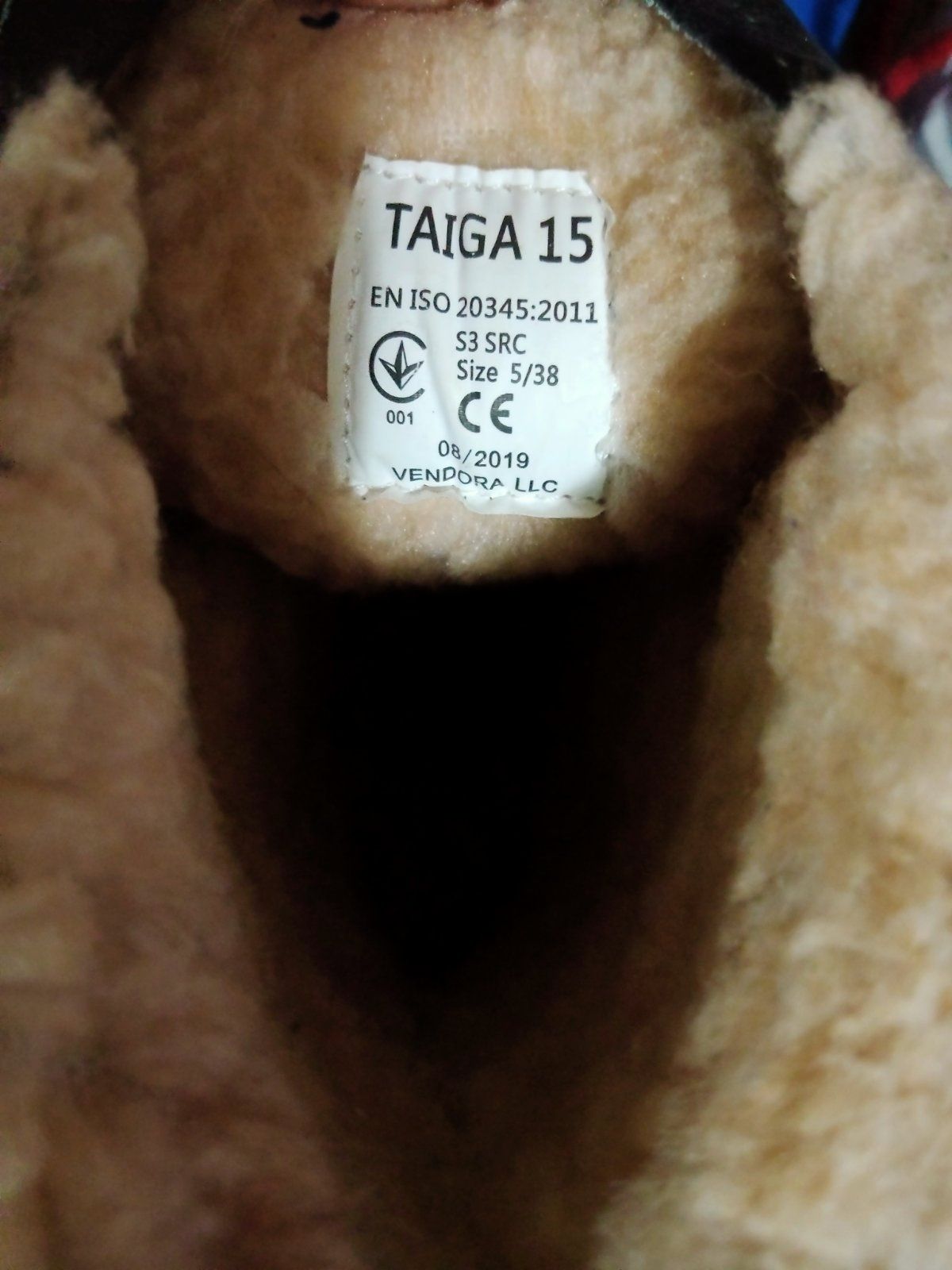 Жіноче робоче взуття TAIGA - 15
