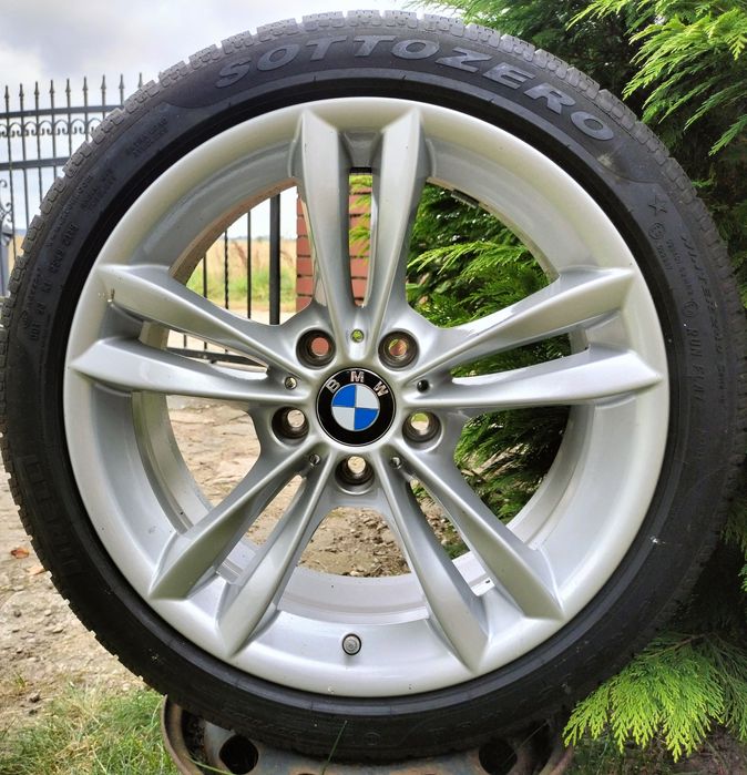 Felgi oryginał BMW F30 F31  8Jx18 ET34 5x120 Opony zimowe 225/45R18
