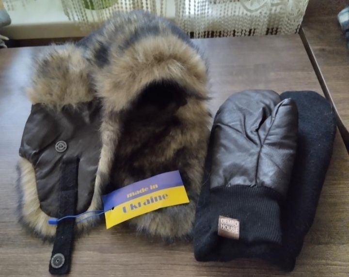 Набір.Шапка і рукавиці.