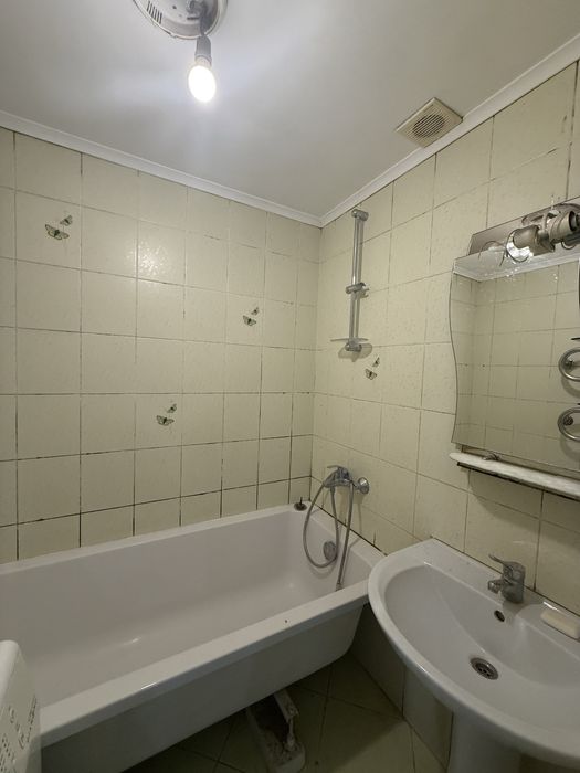 Продаж 3-ох кім квартири в Рясне 1