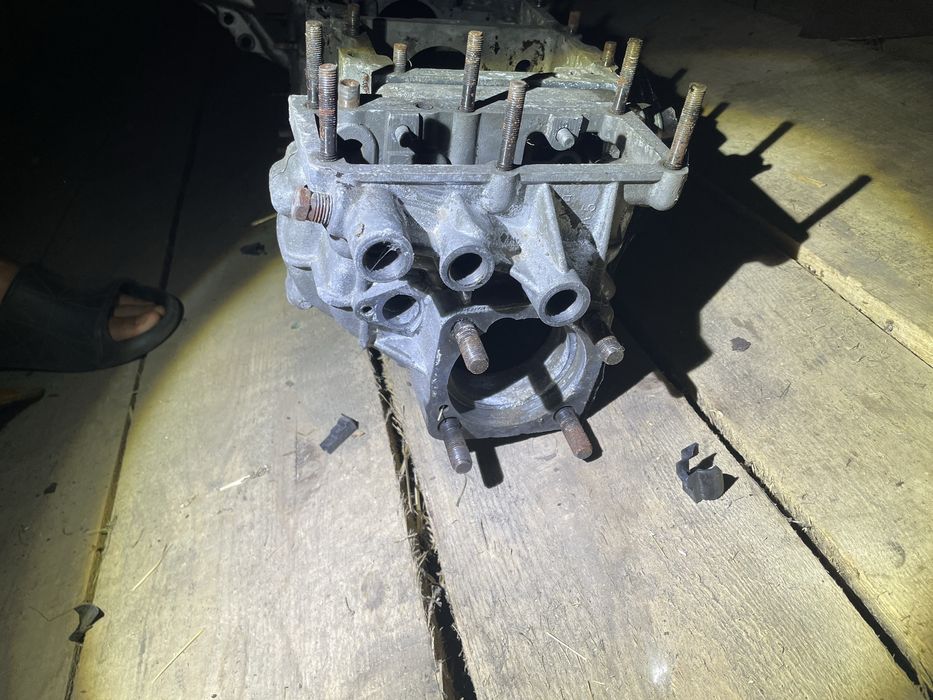 Продам розібрану коробку ЛУАЗ 969