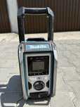 Makita DMR 115 Bluetooth dab+ radio budowlane + bateria 4Ah