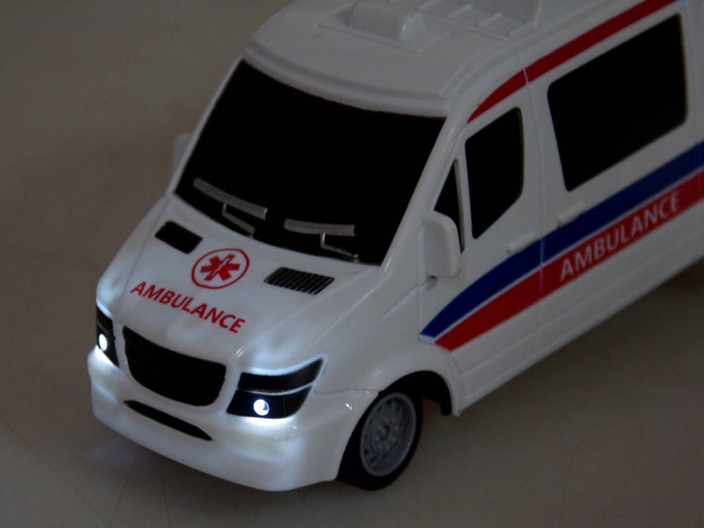 Auto Sterowane Karetka Ambulans Pilot Rc0607