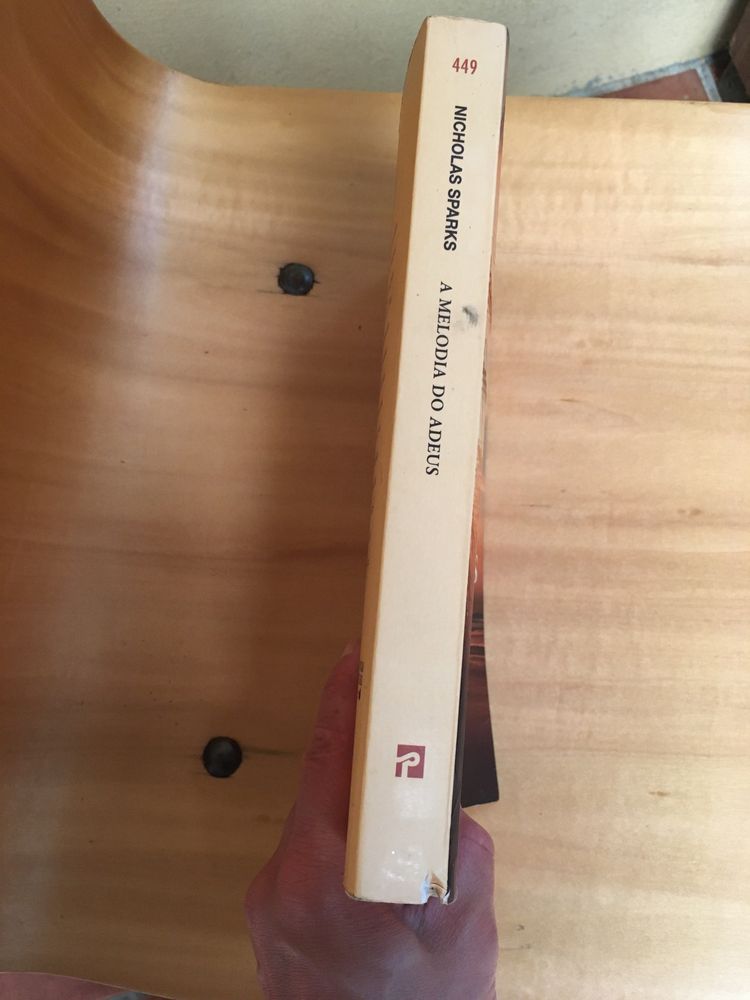 Livro a Melodia do Adeus de Nicholas Sparks