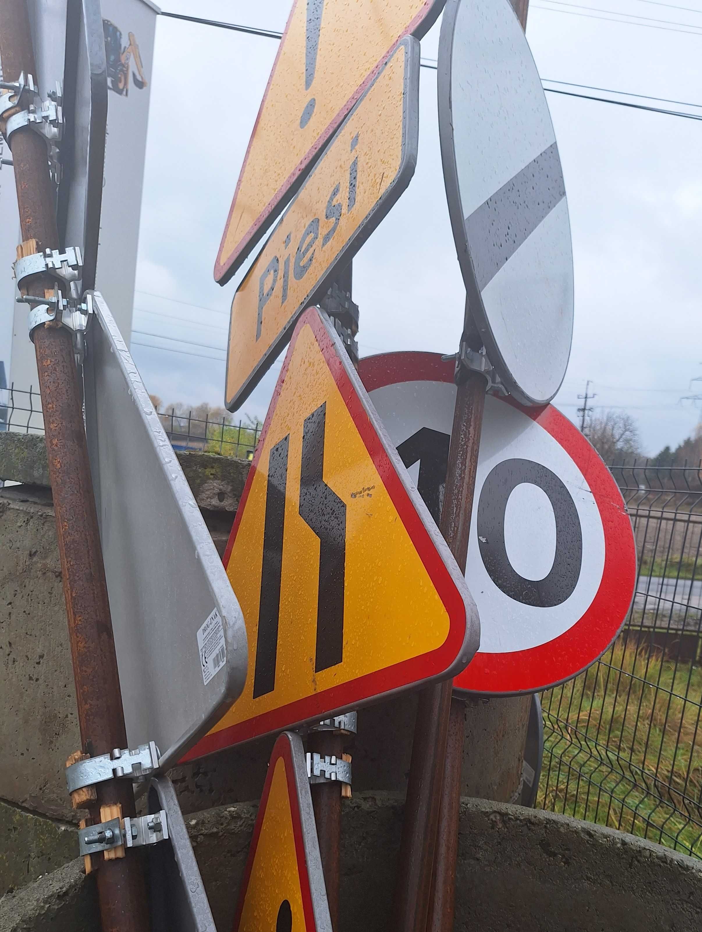 Wynajem wypożyczenie znaków drogowych oznakowania budowlanego Kraków