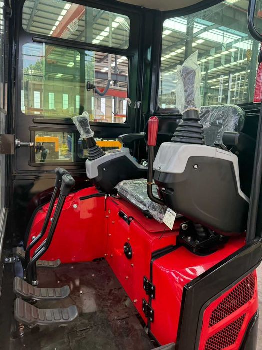 Minikoparka mini koparka Gąsienicowa Delphi HT15 PRO z Kabiną 1500kg