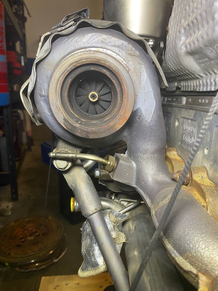 Motor Passat CC 2.0 143CV – Poucos km + Distribuição Nova