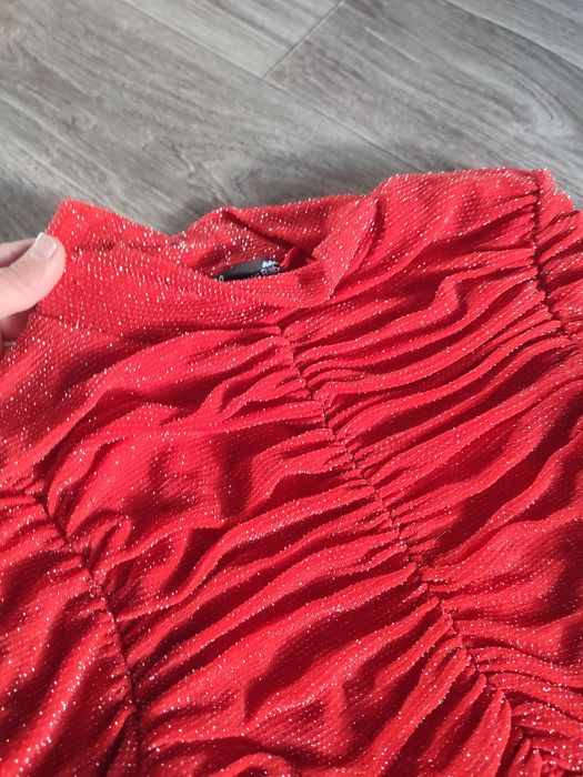 Сукня червона з люрексовою ниткою, с