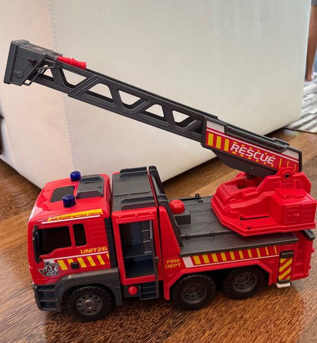 Camião de Bombeiros Gigante