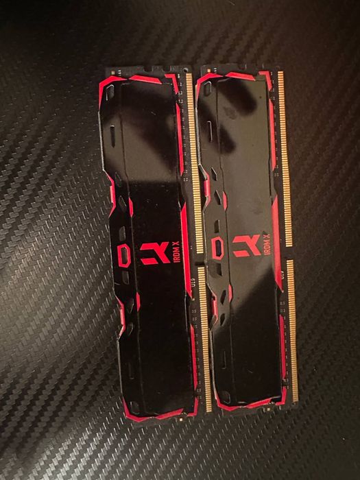 Ram DDR4 irdm x black (2x8GB)