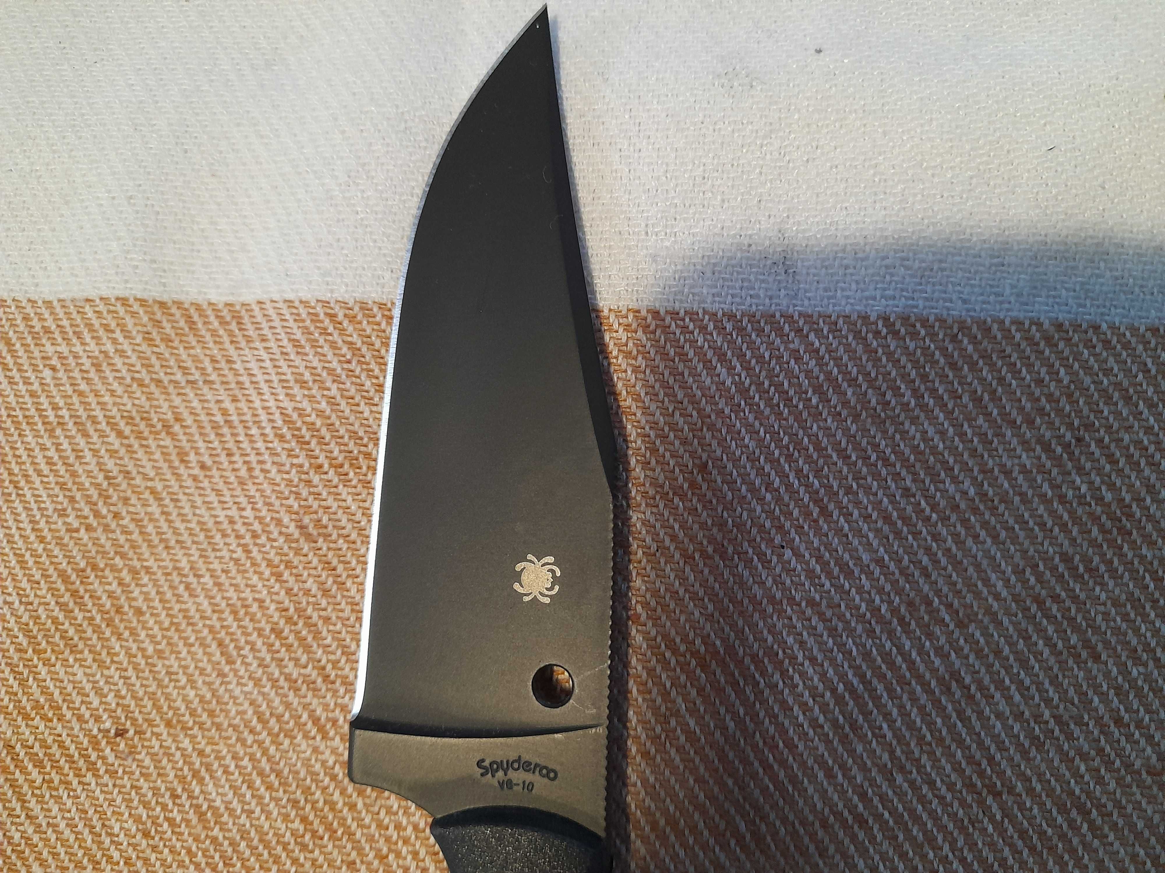 Nóż Spyderco Perrin Street Beat Plain (FB15PBBK)