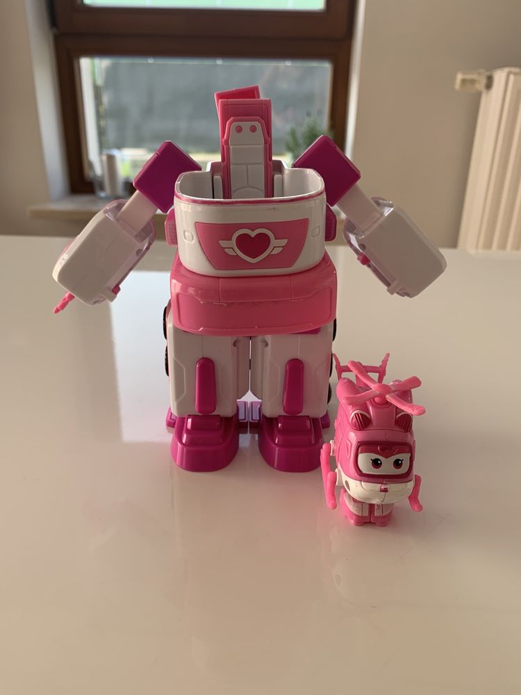 Super wings Frunia