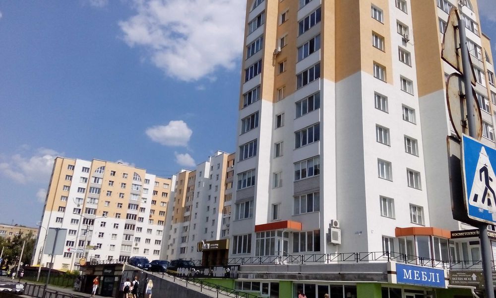 Оренда 1 кім в Новобудові вул.Зарічанська-Епіцентр.