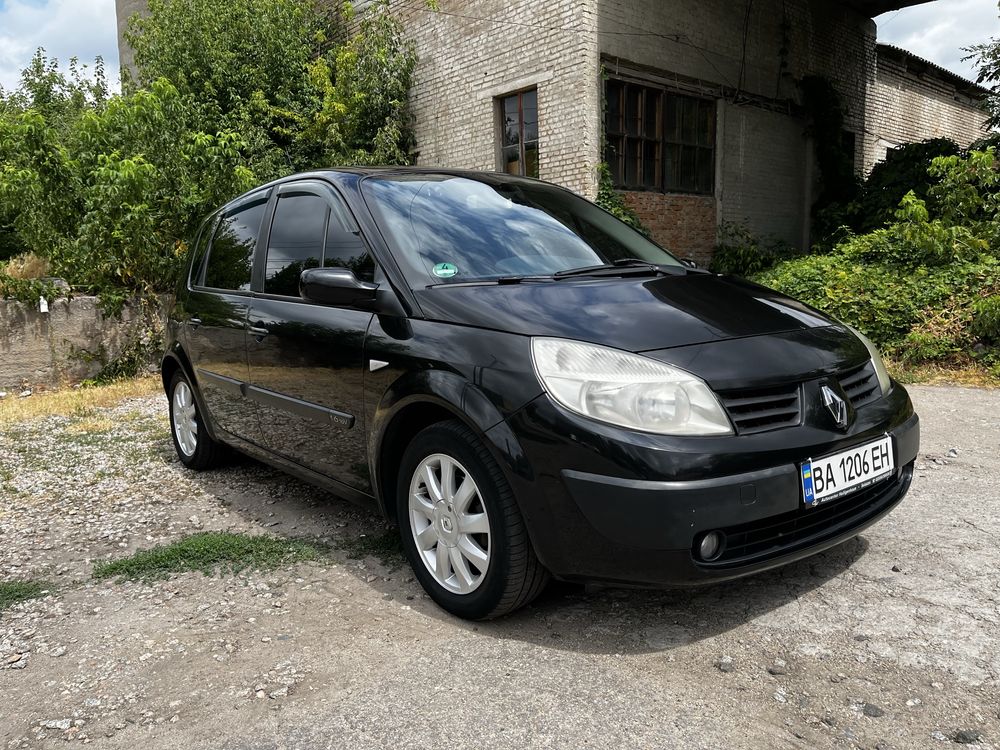 Продам Renault Scenic 2 1.6