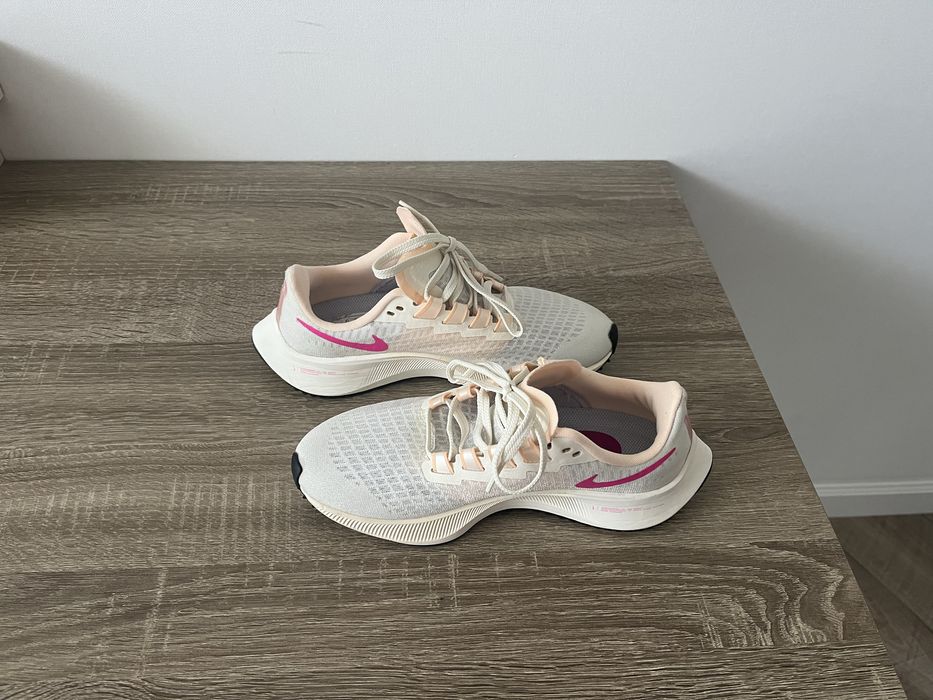 Кросівки Nike 36 р ( 23 см) орігінал