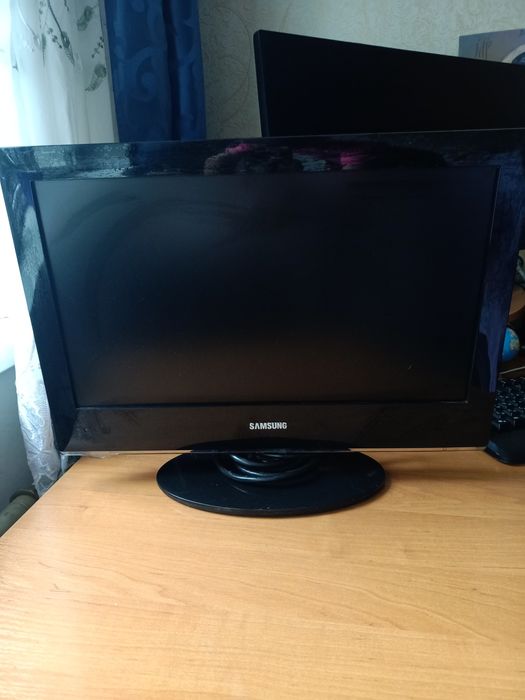 Продам телевизор,монитор