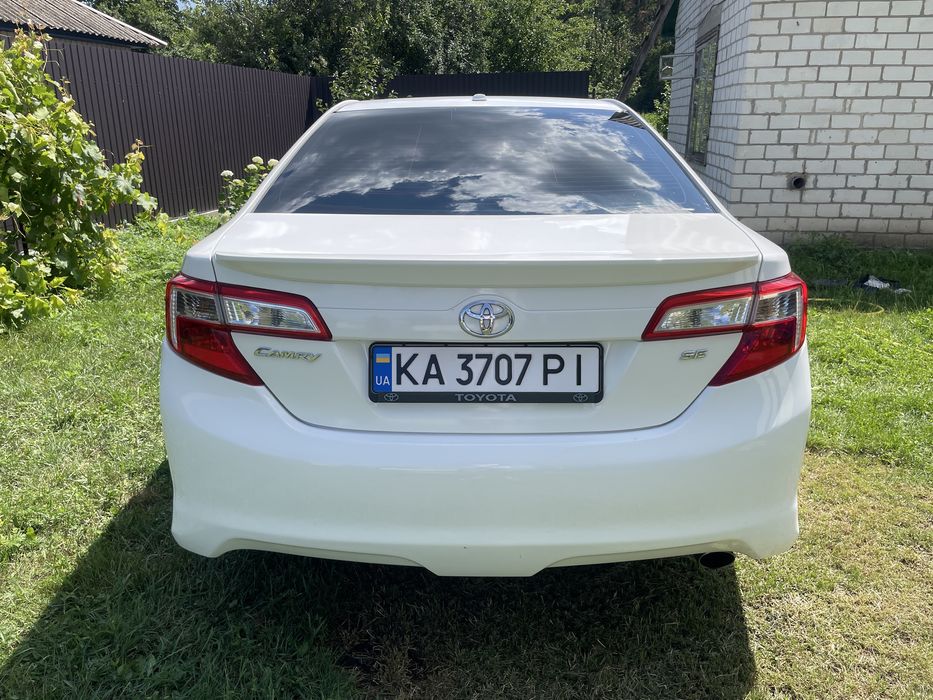 Toyota camry 50 2012р