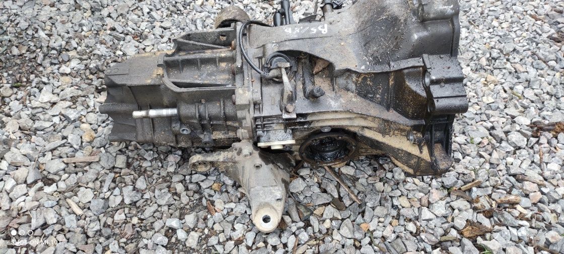 Skrzynia biegów DHZ audi a4 B5 passat B5 1.8 20v