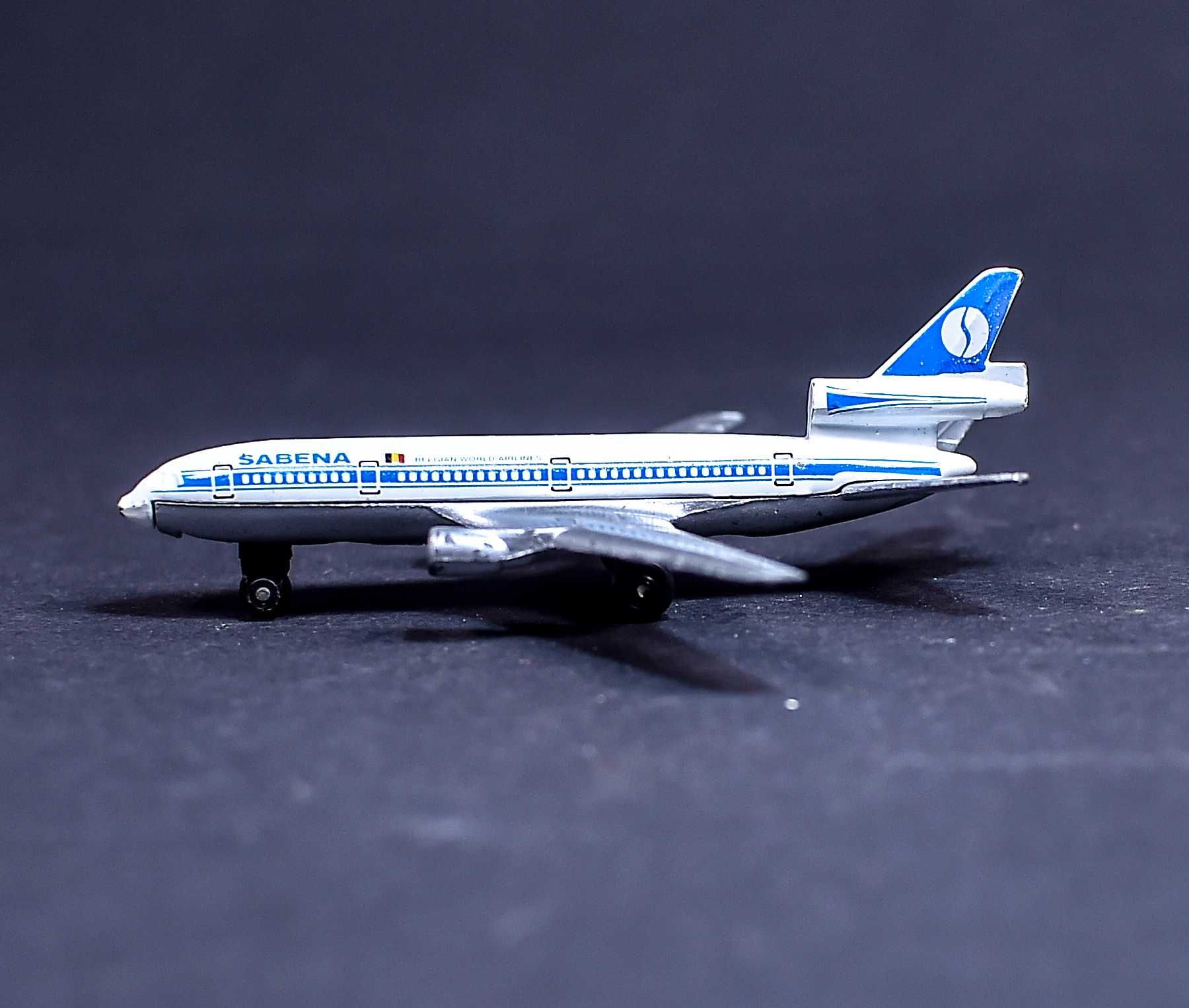 Matchbox Skybusters SB-13 DC.10 "SABENA" Belgian Airlines  1992