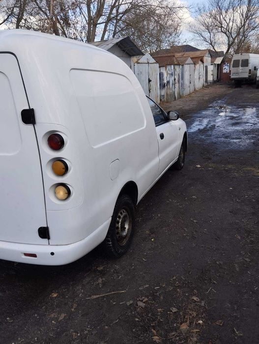 Продам авто Ланос Пікап 2007 року, бензин