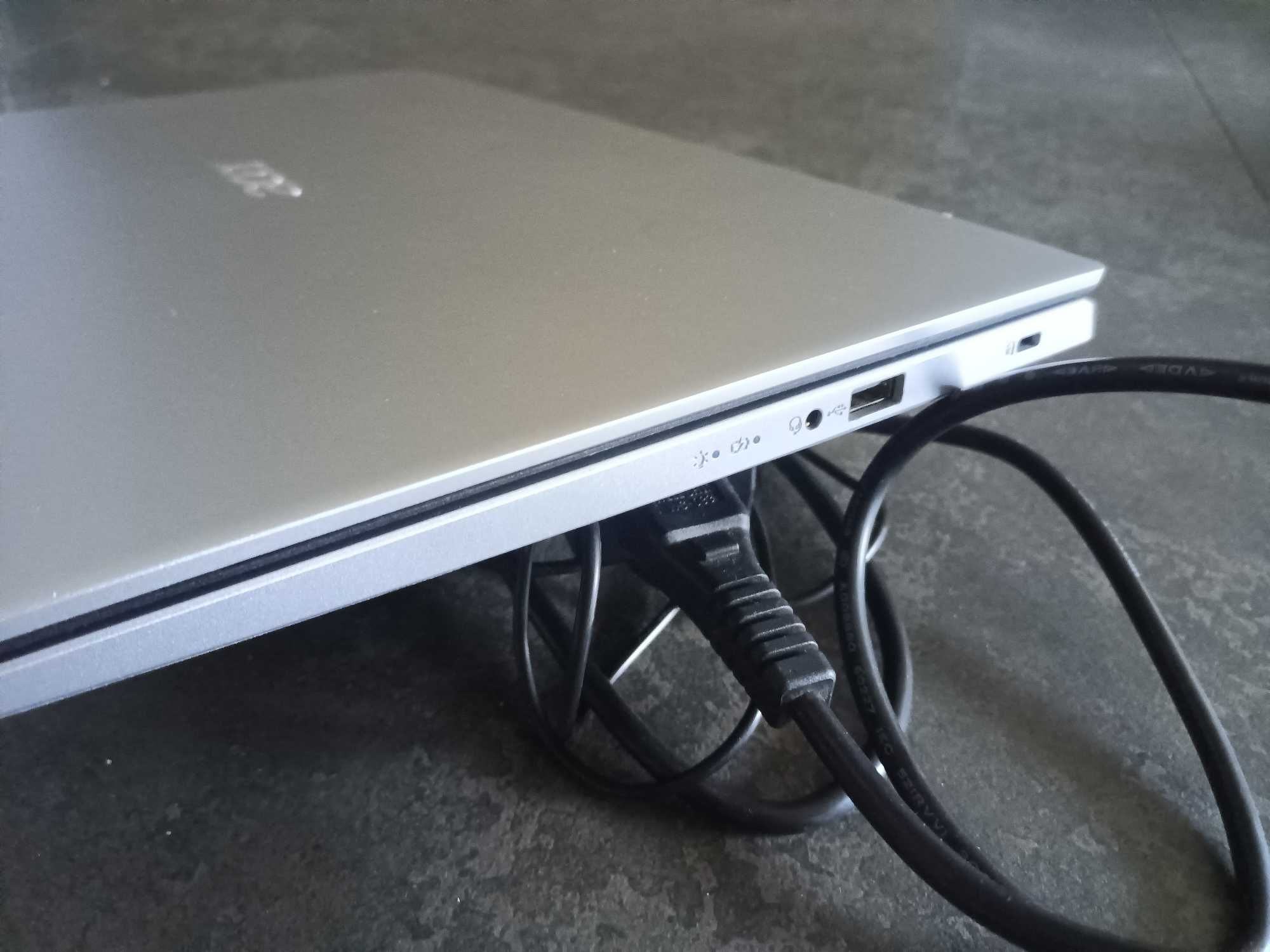 Acer Aspire 5 - i7-1165G7, intel Iris Xe, 8Gb DDR4, 256Gb NVMe