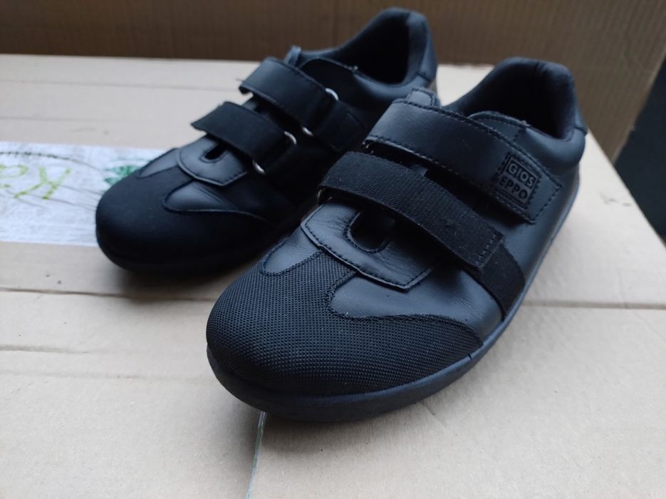 Czarne buty Gioseppo dla chłopca 33 na rzepy