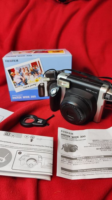 Fujifilm Instax wide 300 - aparat natychmiastowy