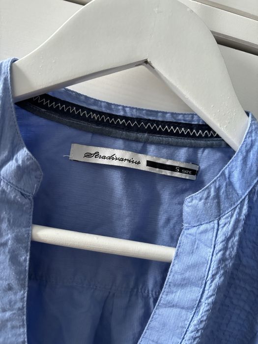Niebieska bluzka stradivarius s