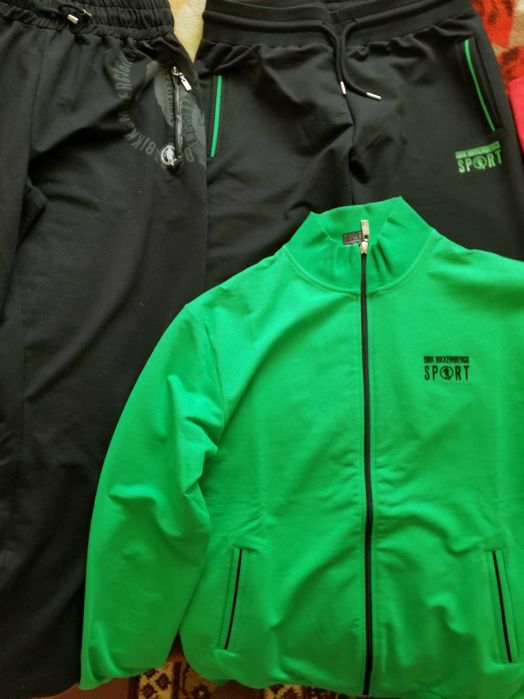 Продам новый  спортивный  костюм DIRK BIKKEMBERGS  SPORT