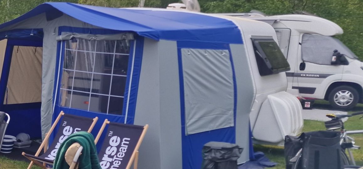 Przyczepa kempingowa Niewiadów N126 Sprint + przedsionek duży