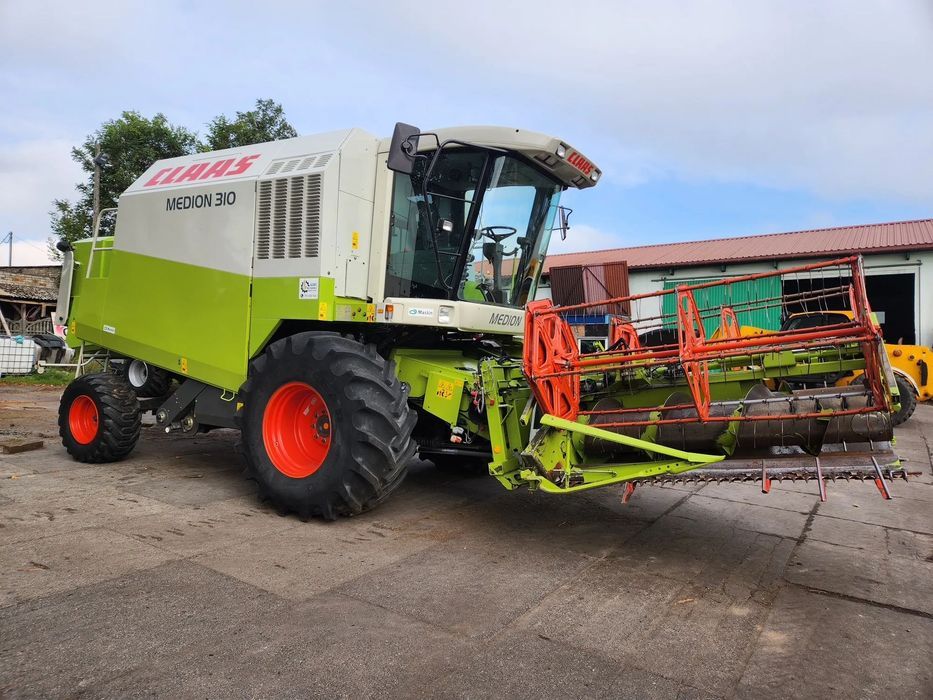 Claas MEDION 310  Claas Medion 310 Super Stan
