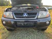 Mitsubishi Pajero 3 - lampa przód przednia - inne