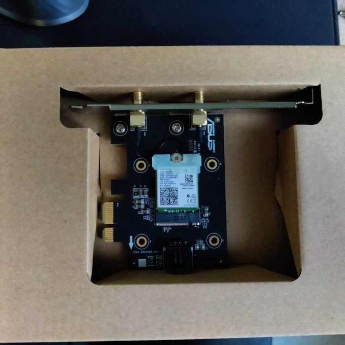 Wi-Fi/Bluetooth адаптер ASUS PCE-AX3000 wifi 6 ax, bluetooth 5, wpa3