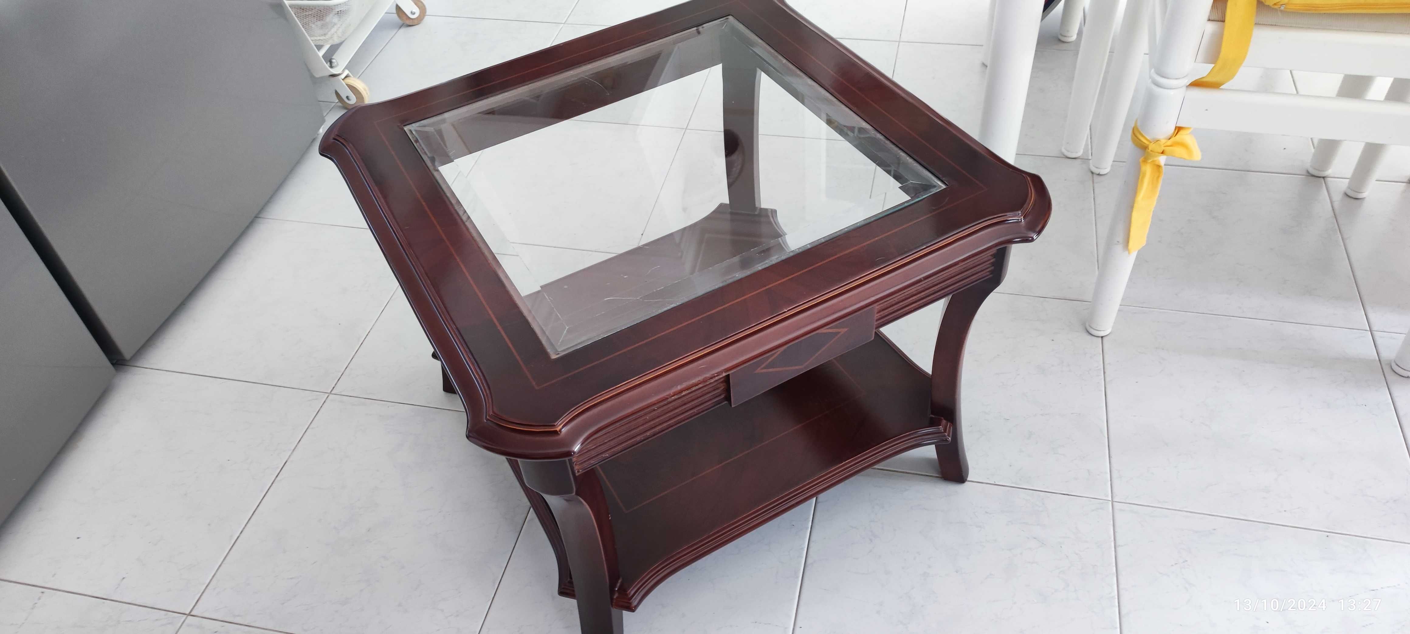 Mesa de apoio sala