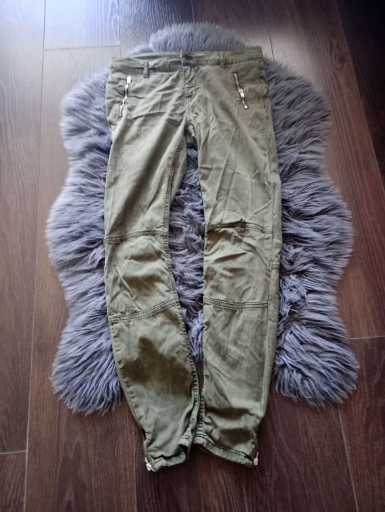 Spodnie rurki Zara khaki 36