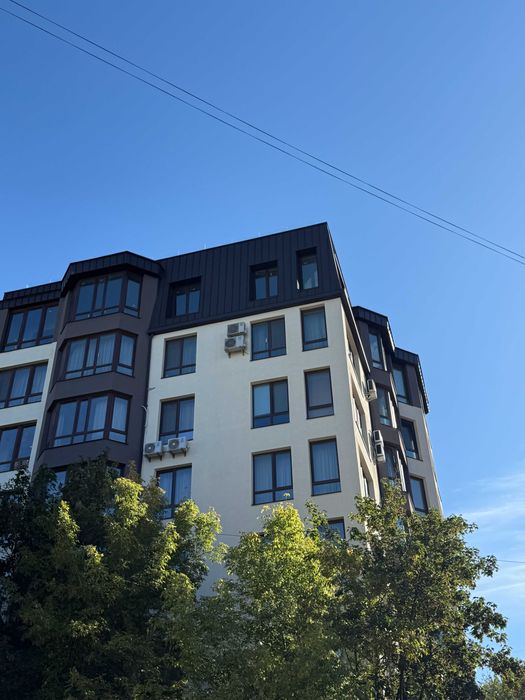 Оренда двокімнатної квартири з кухнею-студією на вул Лемківській.