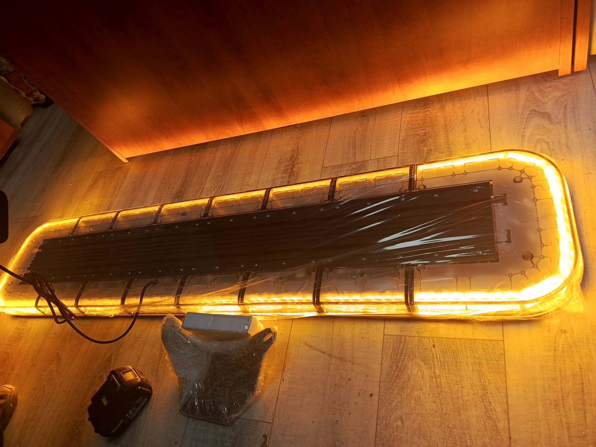 lampa ostrzegawcza kogut listwa belka świetlna sygnalizacja led 1211mm