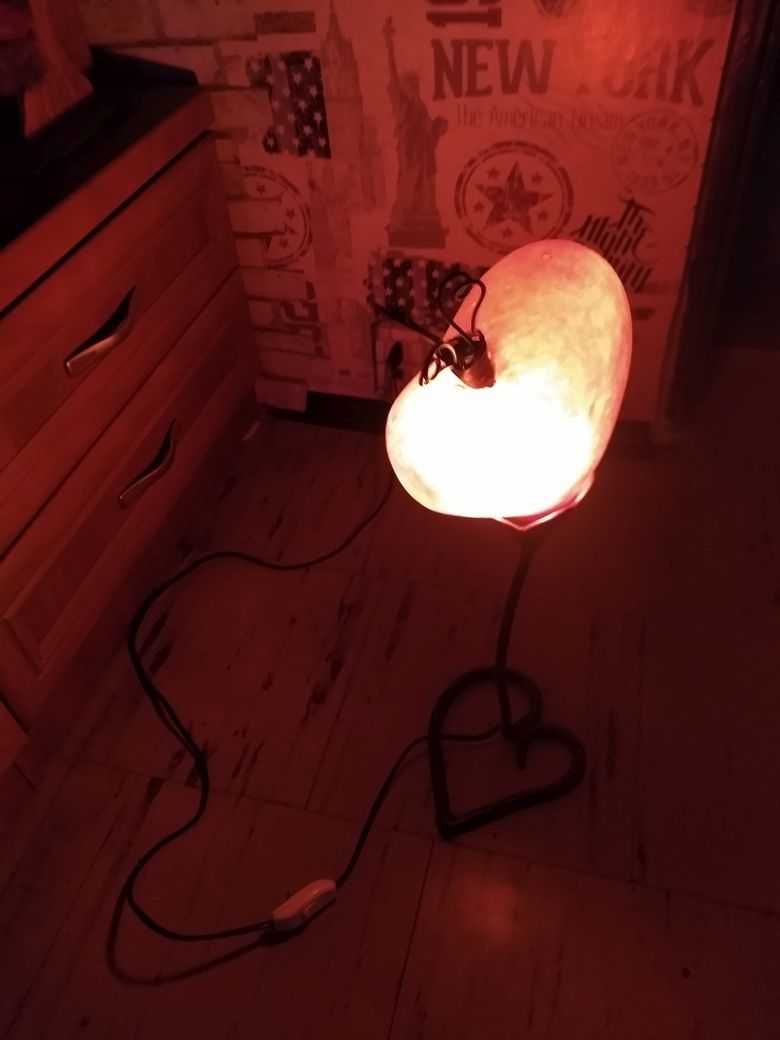 Witam mam do sprzedaży dwie piękne LAMPY