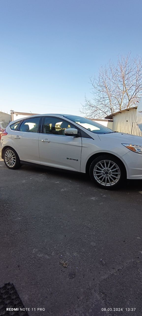 Продам Ford Focus electric