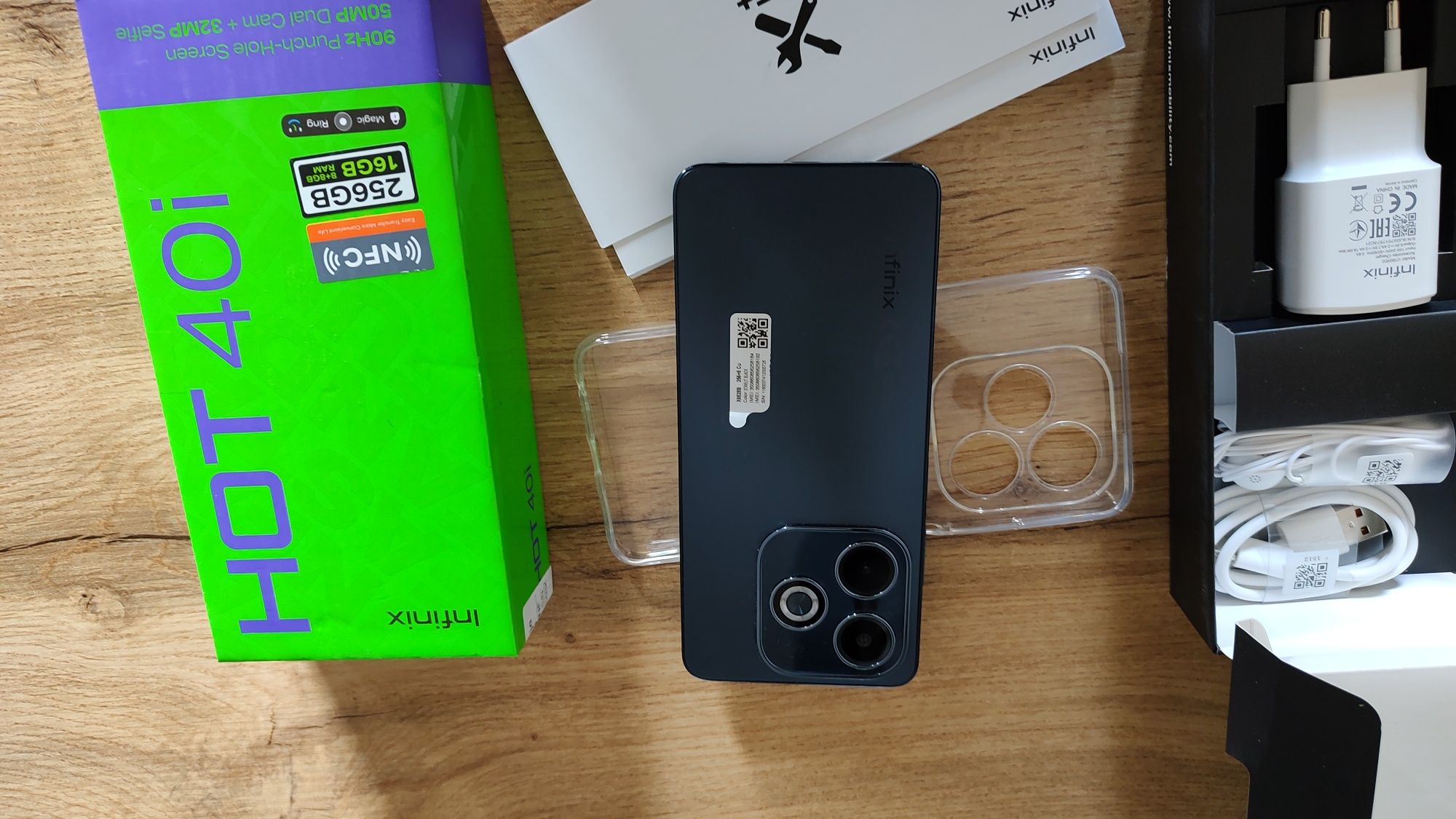 Nowy smartfon Smartfon INFINIX Hot 40i 8/256GB,czarny. NFC