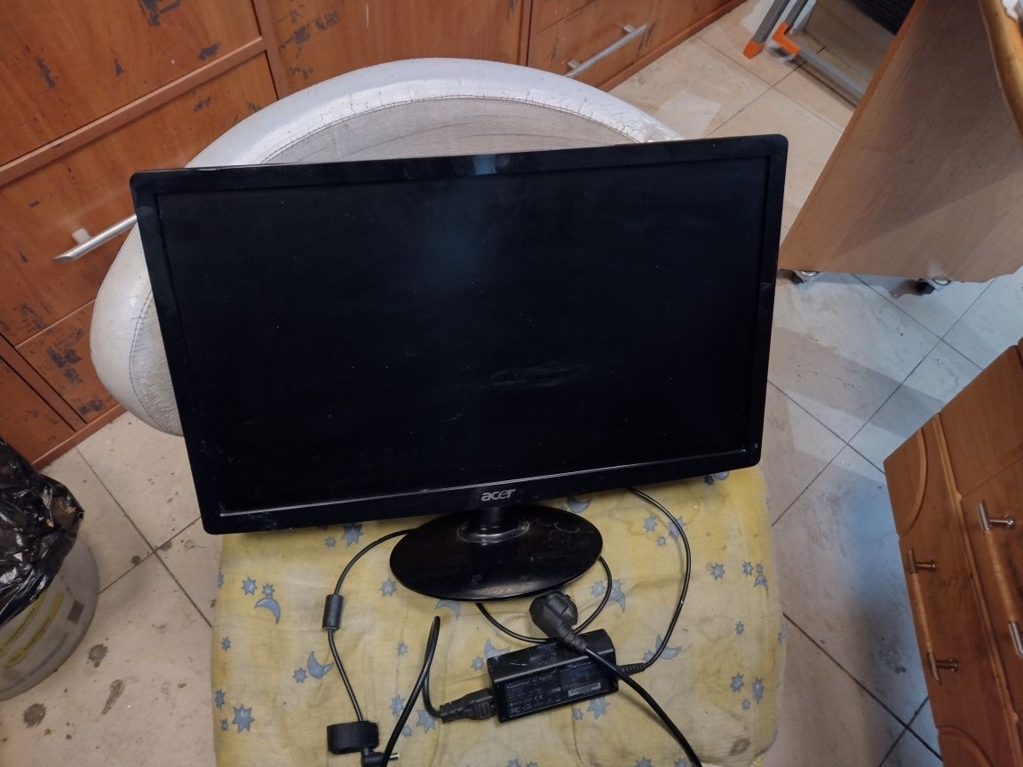 Monitor Acer  kompletny 19''