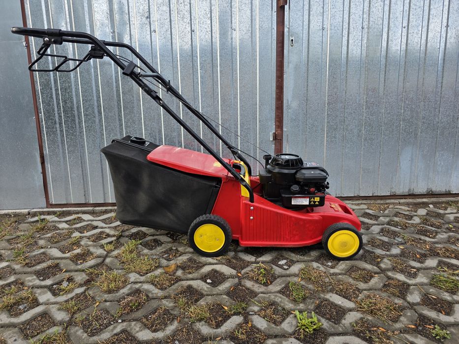 Kosiarka spalinowa WOLF GARTEN z napędem silnik Brigss&Stratton 450.