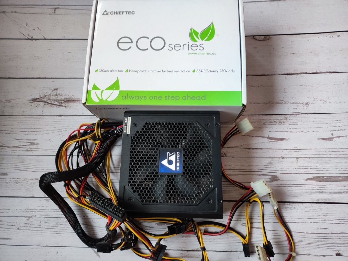 Блок питания Chieftec ECO Series 700w