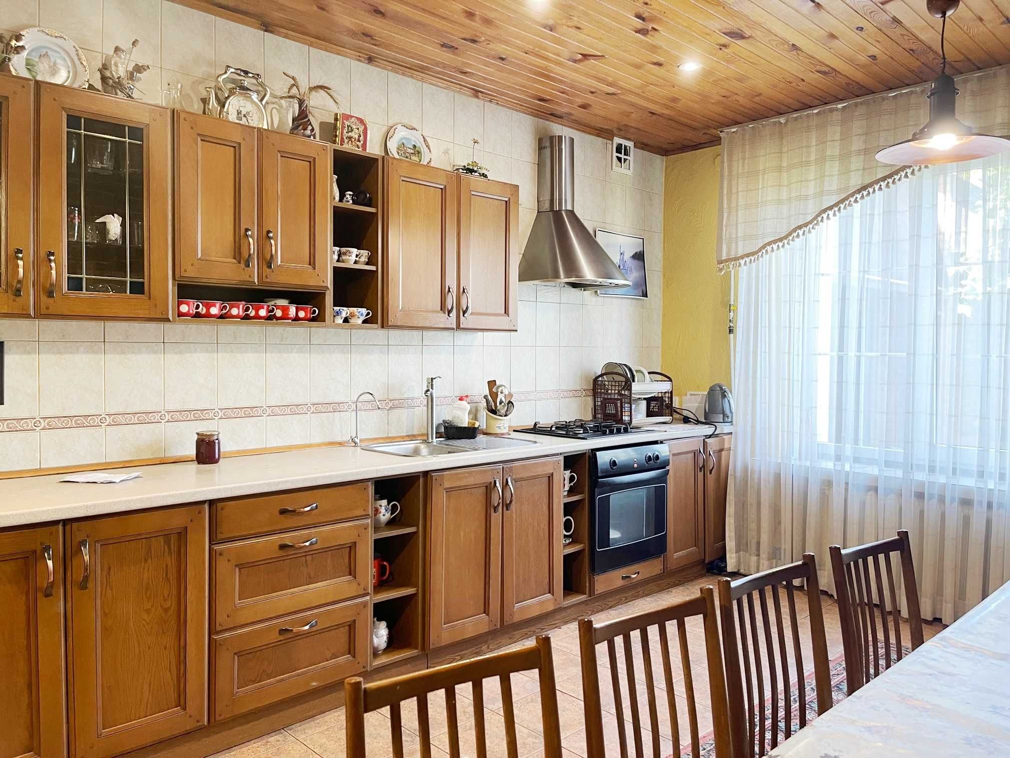 Продам  будинок 280 кв.м. у Василькові! Без %