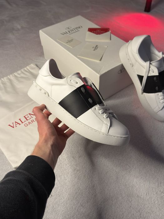 На руках!!!Кросівки Valentino Garavani Open Sneakers 41-45