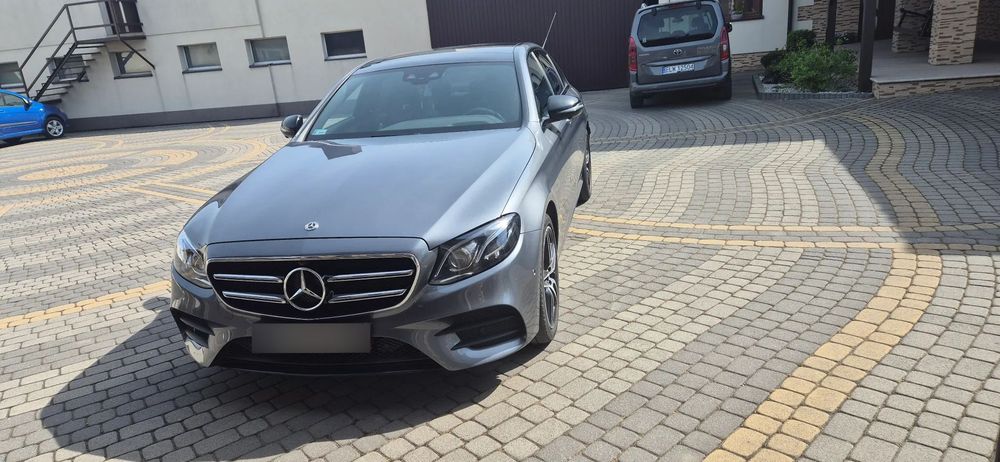 Mercedes-Benz Klasa E Mercedes Benz E 220 pierwszy właściciel wyp AMG