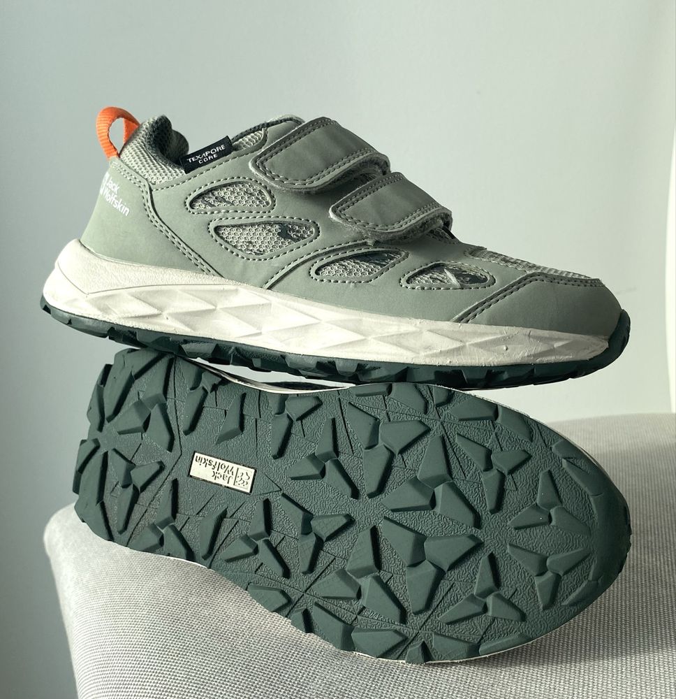 Buty sportowe r. 30, Jack Wolfskin