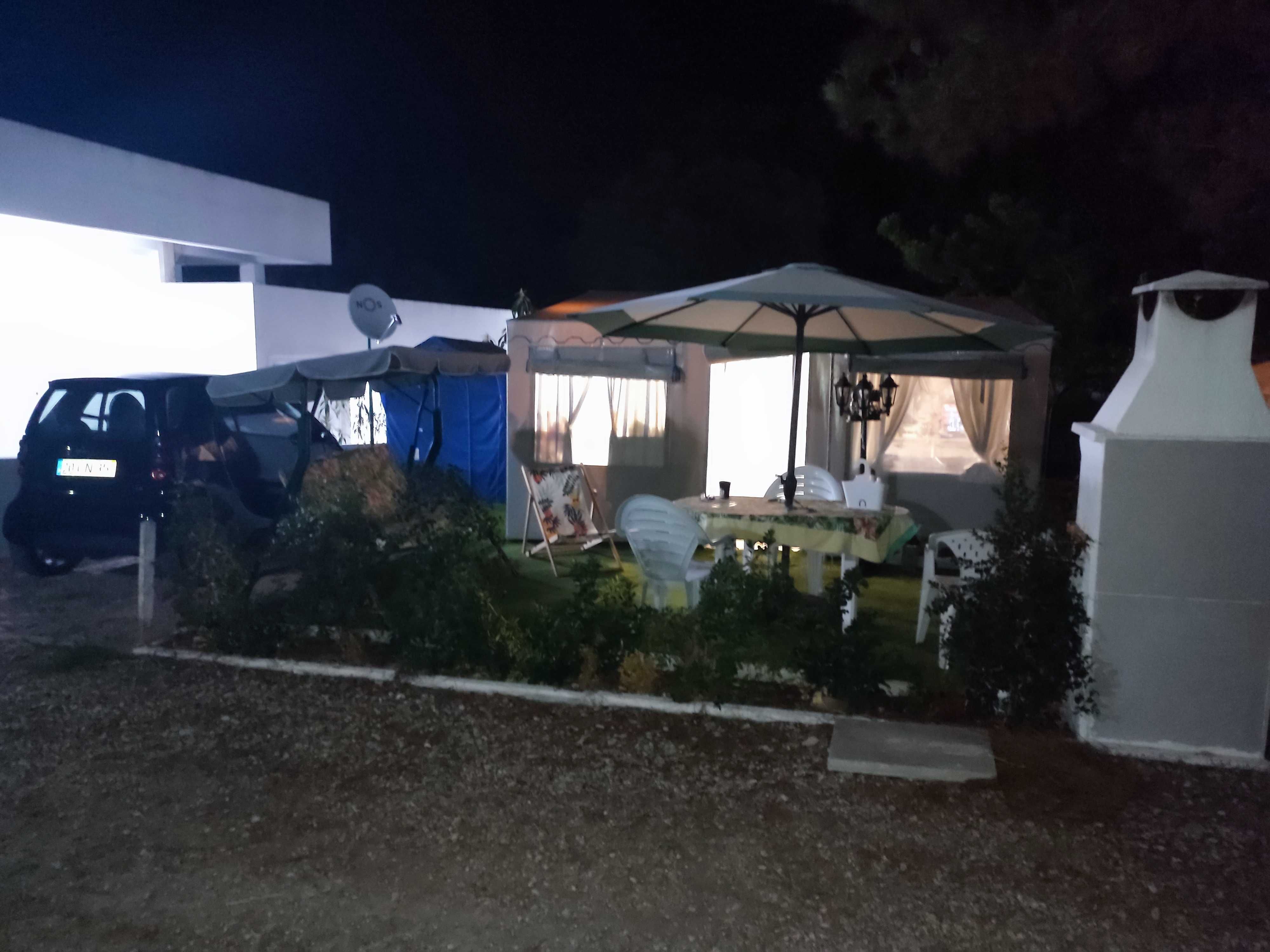 Vende se caravana com avançado