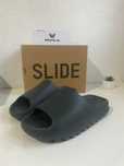 AdidasYeezySlideDarkOnyx MeskieCasualoweTrampki R.39